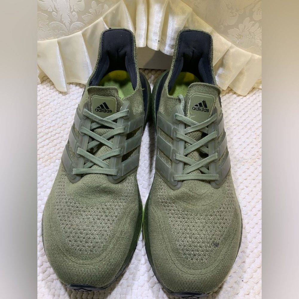 ADIDAS - Picture 3 of 12